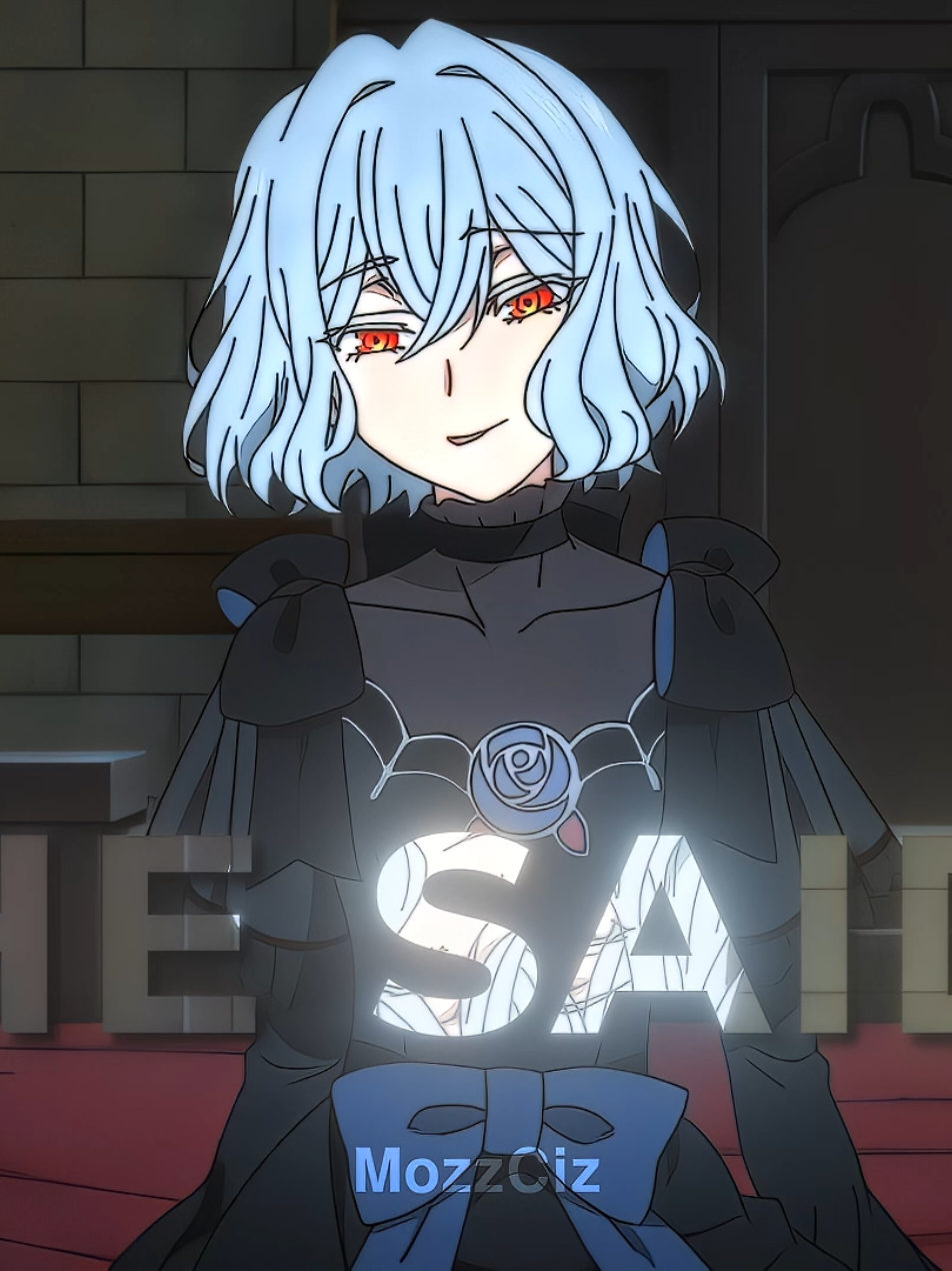 she >>> #chloe #chloedapchier #vanitasnocarte #hanasq 