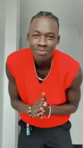 #NewMusic #TikTokChallenge #Lumloydä has been waiting for your challenges guys 