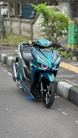 Gimana biar looknya padat🗿 . . . #fyp #varghost⚡ #vario #vario125 #variogen2 #ogahjinjit #vavarioan #variomodifikasi 