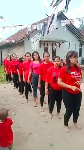 @el.kiranaopah0 @yuli10030 @malakatulmala @ruemchegum @mad Bayu Seputra 💃🌹🔥 @ekawulansari93 #goyanggergaji 