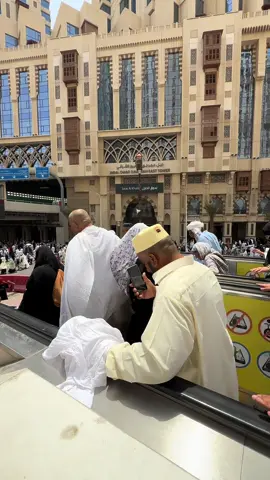 . . . ibrahim Khalil Street Makkah 🥀 . . . . . . #makka #makkah #viral #makkahalmukarramah #makkahmadina #viralvideos #makkapakka #viralditiktok #trends #trendiing #grow #growmyaccount #shorts #mecca #viralvideotiktok #naat #ksa🇸🇦 #naatsharif #islamic_video #islamic #for #foru 