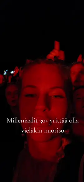 Y-sukupolven battle cry: me ollaan nuoriso! Ja lapset huutaa olkkarissa🤣 #fyp #suomitiktok #milleniaali #nuoriso #suomirap 