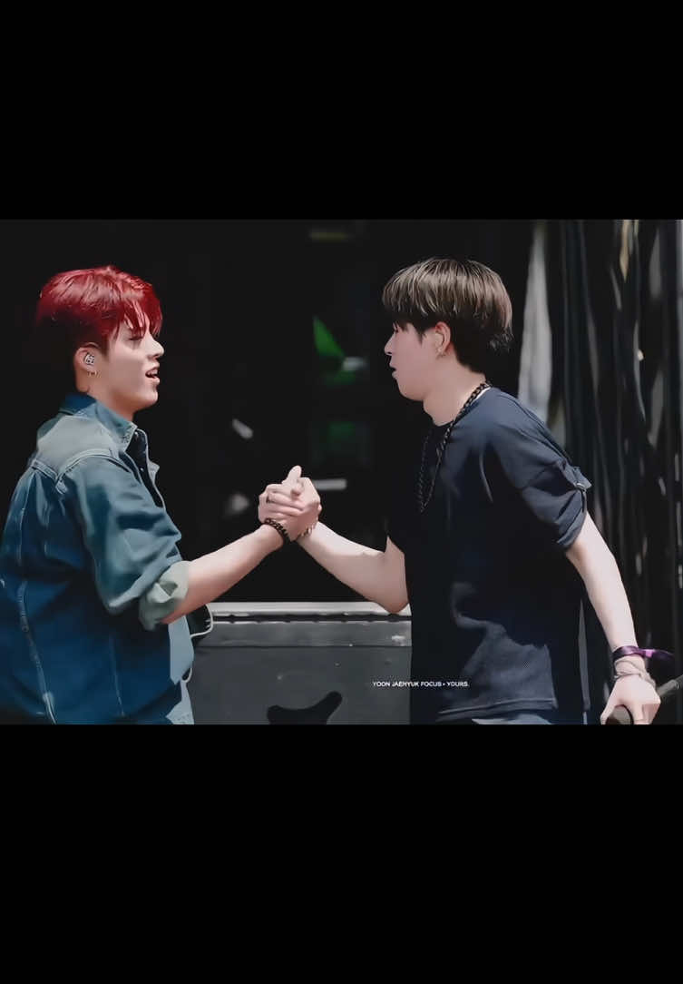 di cari dua cewek sahabatan 😗🤙🏻 #jaehyuk #jeongwoo #TREASURE #fypシ゚ #xyzbca 