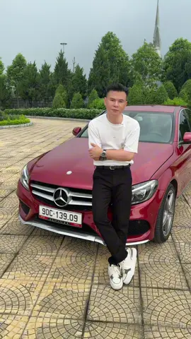 Đúng là k có cái dại nào bằng cái dại này các bác #mercedes  #mercedesbenz #90c13909 