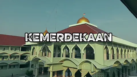 Kemerdekaan menurut santri.  #pondoknuridinidris #ceritapondok #lagimondok #merdeka #17agustus 