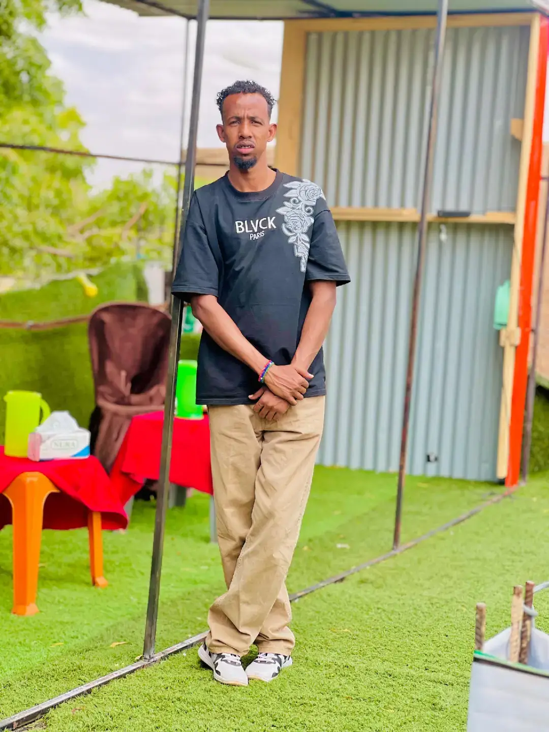 adunpaa ku dheeraday kala dhimashadeenee  dheef maxaad ka Hayzaa❓️ @daacad @Mascuud Sherif @amiizha Sharf  🤍👸🖤 