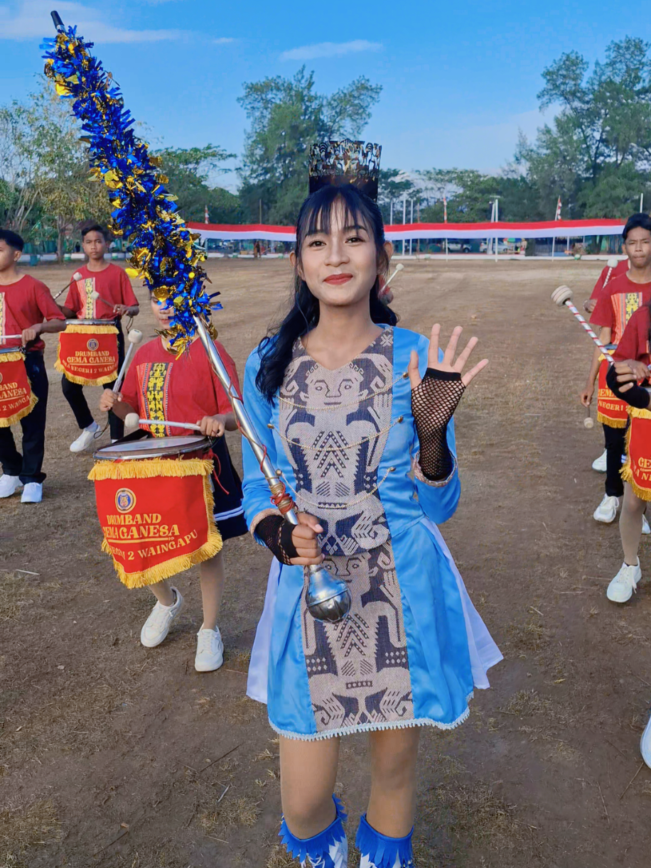 Kenalin Eca Mayoret Drumband Gema Ganesa SMA NEGERI 2 WAINGAPU #mayoretcantik #nonamanis #paguyuasik🔥 #nttpride🏝🔥 #tabolabale 