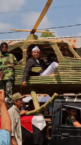 KDM bapa aing naik helikopter