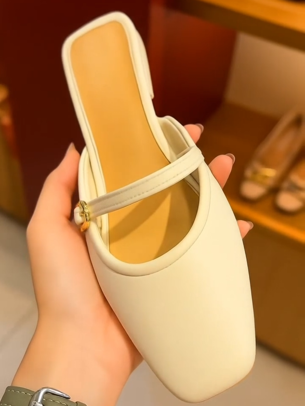 sendal wedges wanita #sandalwanita #sandalwedges #sandalkekinian #sandalmurah 