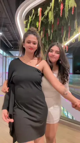 Update: the baby is not an it… she is a SHE!🤣❤️ @_shaa_ 
