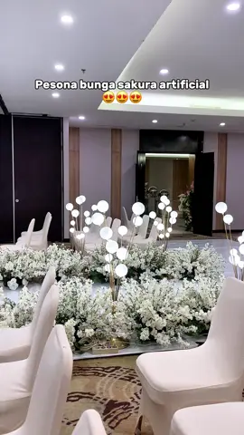 #bungasakura #bungaartificial #dekorasiweddingmedan #dekorasimedanmarelan #dekorasi 