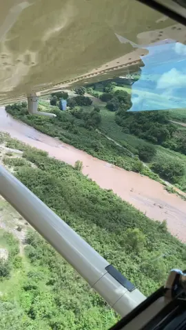 Despegue en Sianori Topia Durango y aterrizaje en Tamazula #avioneta #cesna #hermanosmadero 