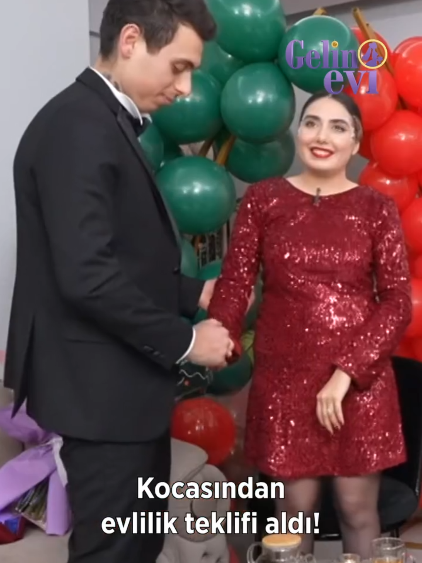 Kocasından sürpriz evlilik teklifi aldı! #GelinEvi @gelinevitv #Neİzlesem