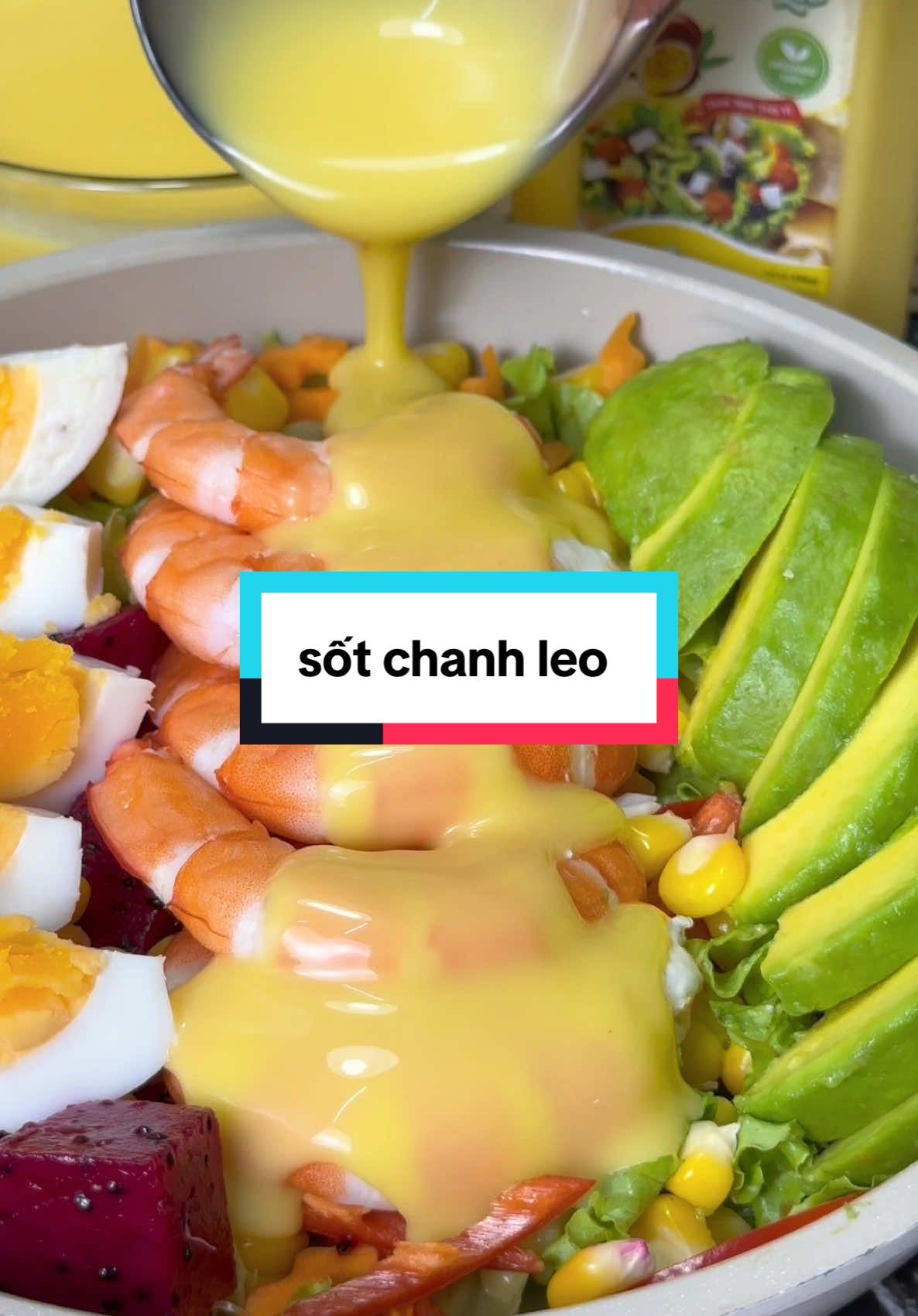 Sốt chanh leo làm đủ thứ món ngon. trộn salad rau củ quả siêu dính luôn ạ. vị ngon thơm hấp dẫn quá chừng #ancungtiktok #food #duyenoioi #reviewfood #sotchanhleo #vbfood #salad 