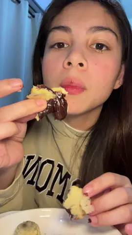 Ang sarap naman neto! Chocolate fudge hopia check out na🥰 #fyp #fyppppppppppppppppppppppp #chocolate 