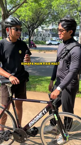 kenapa main sepeda fixie? awalnya sih gue cuma cobain ya, tapi lama-lama ketagihan 😋✌️ #fixie #sepedafixie #fixedgear #fixedgearbike #fixiebike 