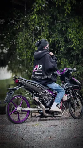 Gôm đơn áo hodie D12 đi trước lễ 2/9 nha ae ơi, còn vài slot áo thoi nha.😙😙#xuhuong #d12class #lephuocthanh #yzr15malaysia 