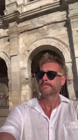 Came to the south of trance for the culture and history... and feels like l've never left Italy.. 🏛️ #nimes #southoffrance #romanruins #colosseum        