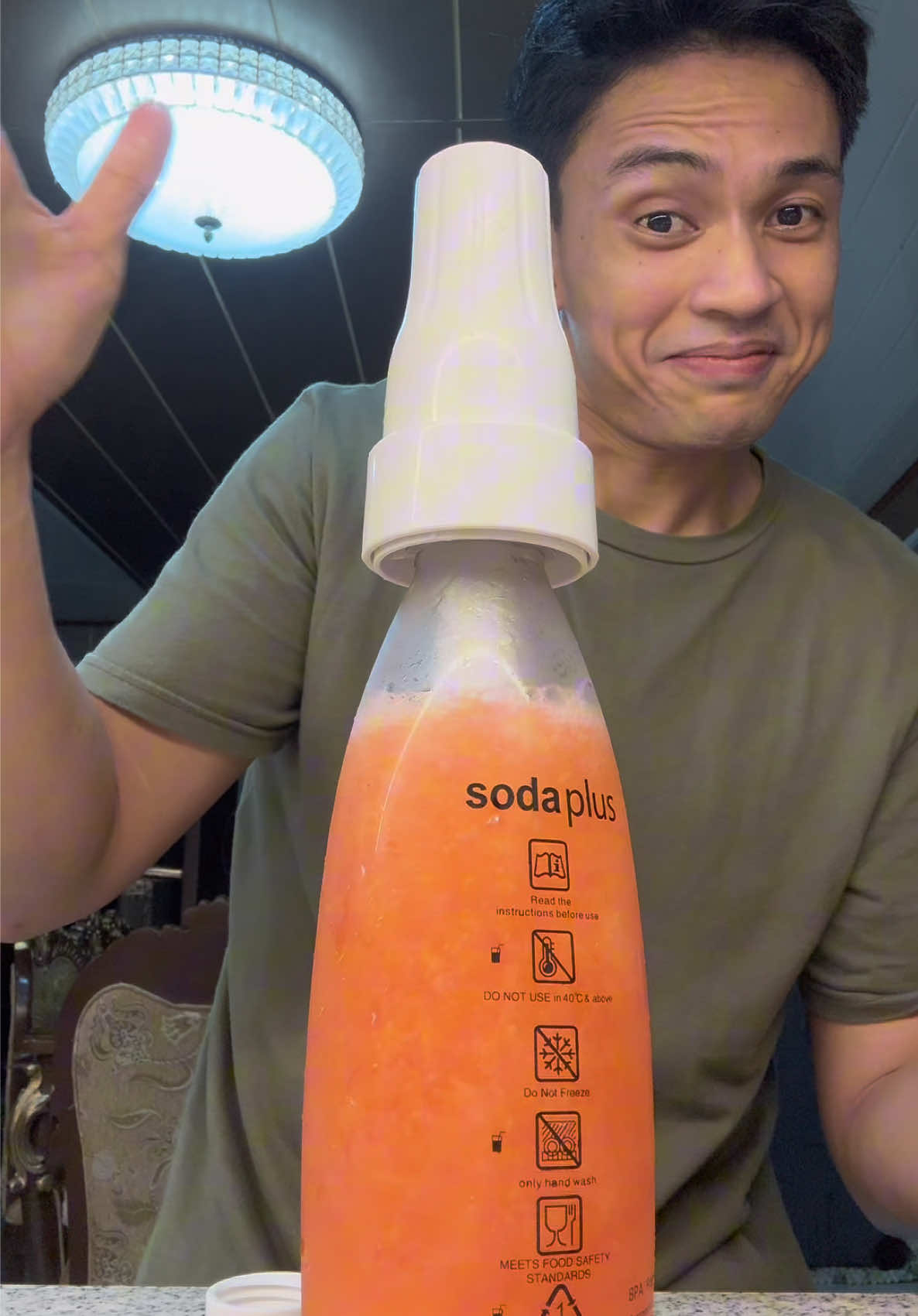 Softdrinks na pomelo flavor? Haha #sodamaker #carbonatedwater #sodapop 