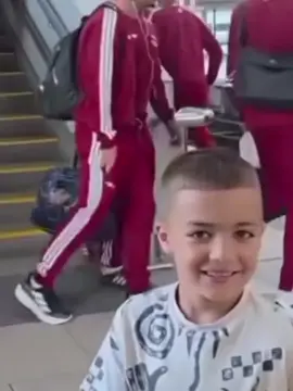 Look Raya and Christian Mosquera Reaction #Arsenal #arsenalfans #gunners #goatkaarsenal #arsenalfamily♥️⚪️☠️ 