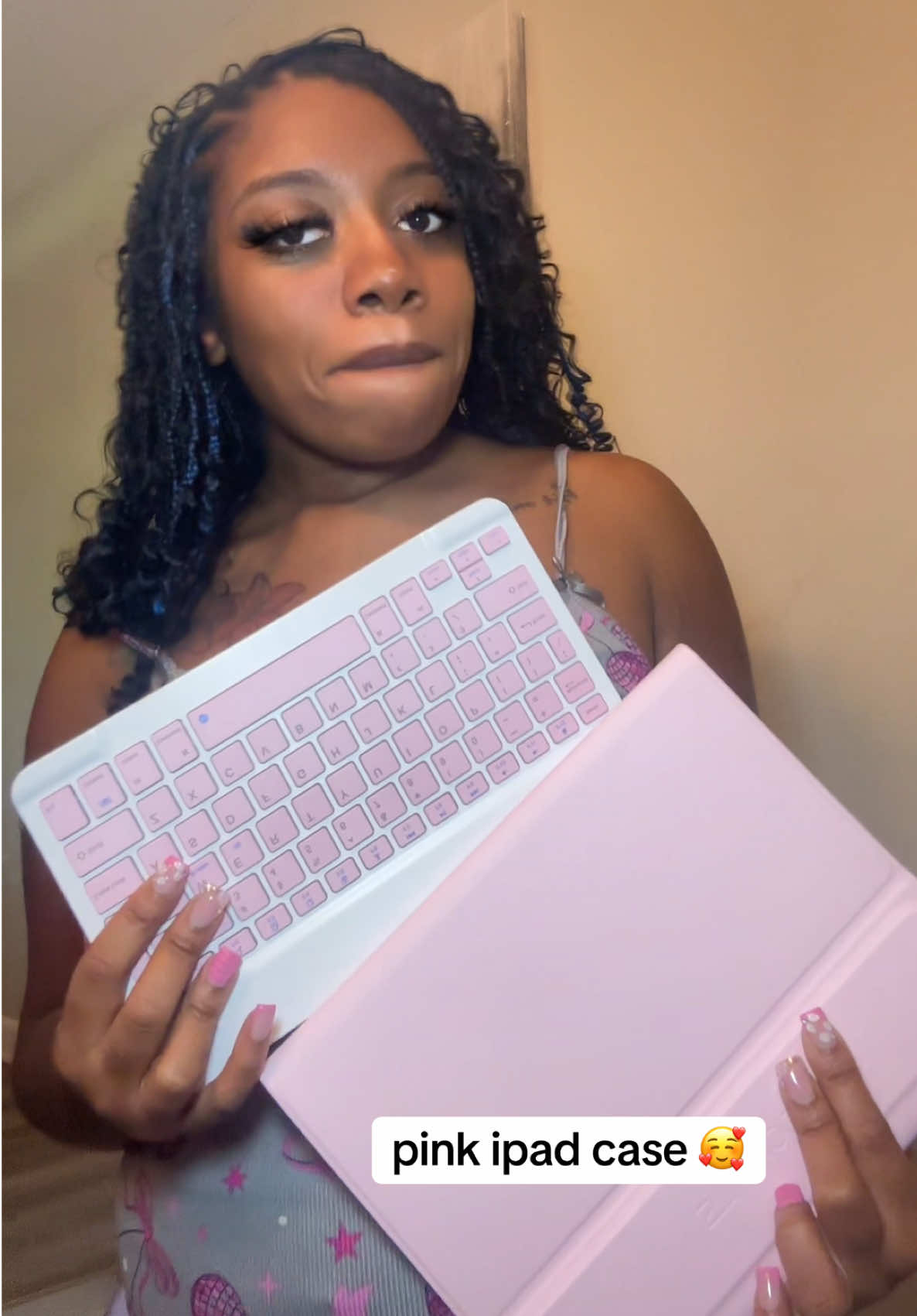 i love this ipad case #ipadcase #pink #pinkfinds #case #techaccessories 