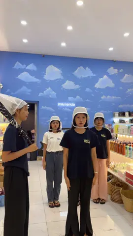 စိတ်ဓာတ်မြင့်မားကြသောရဲဘော်များ🤣 #maynandacosmeticsshop 