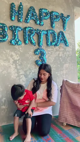 Selamat ulang tahun ya lee🎂 sehat selalu 😘nakalnya dikurangin😘#ulangtahun 