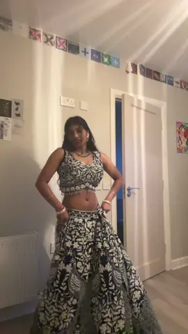 post debsin i forgot to post these yesterday 😔 #debs #debsireland #mallu #browntok #lehenga 