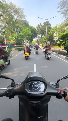 Independence Ride Vol. 6 #independenceride2025 #vespamatic #vespaindonesia #promomakanmerdeka 