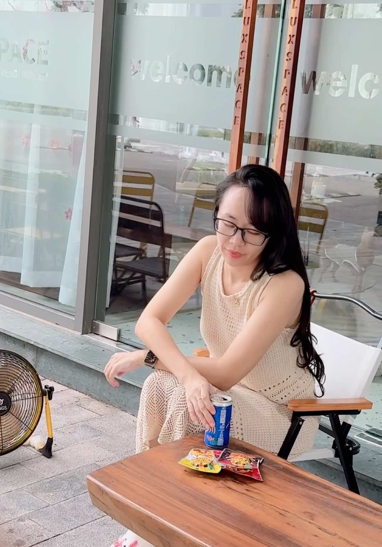 🌤️☔️Nắng mưa là chuyện ông trời, nhậu một mình là chuyện… muôn đời của tui…😋☺️🥴 #haha #🍻 #GiangỐc🐌 #💭🌈 #viralvideo 