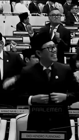 yang kata nya indo menuju emas #dprjogetsedangkanrakuatnyafyppviraldprrakyst 