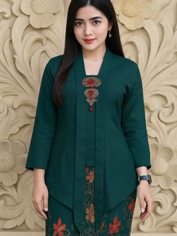 🌸 Tampil percaya diri dengan kebaya yang memadukan keindahan budaya dan sentuhan kekinian. 🌸 #KebayaHits #KebayaCantik #OOTDFashion #StyleIndonesia #fyp 