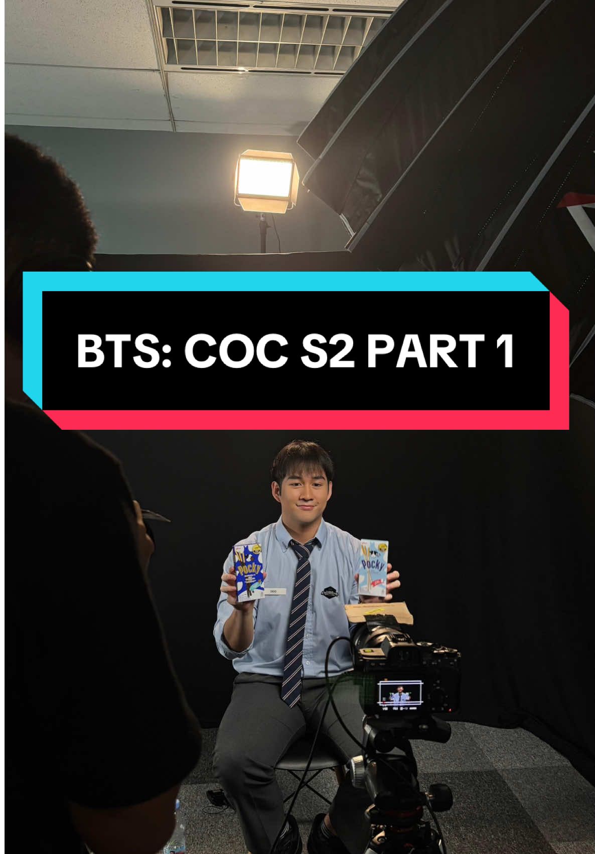 Dibalik layar, shooting bareng salah satu cast terbaik COC tahun ini. Siapa di sini yang ngejagoin Deo nih?  #EDSplore #EDStory #COC #clashofchampions #cocseason2 #bts #fyp #ruangguru #Deo #DeoCoc 