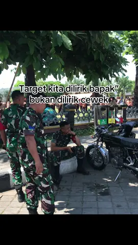 dilirik bapak” TNI #79style ##glcepek 