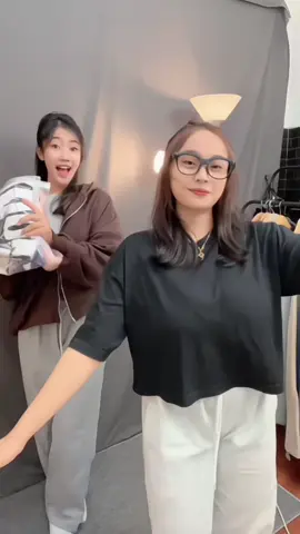 LOOSEPANTS dimix dengan boxy jadi keren banget🏅#promomakanmerdeka #fyppppppppppppppppppppppp #loosepants #boxyshirt #unisexfashion 