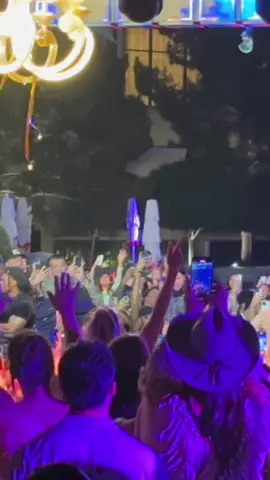 Only in Vegas… Justin Bieber just casually showed up at Encore #justinbieber #encorebeachclub #lasvegas 