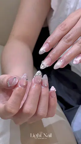 Vlog làm neo xinh mỗi ngày...🍒  _____________________________ 📍 Inbox Light để đặt lịch nhanh nhất hoặc Hotline : 078 4567 895 - 079 8297728 📍 OpenDaily : 9:00-20:00  Address: 551 Lê Văn Thọ, p14 Gò Vấp HCM 📍Light Nail - Dưỡng Sinh Nhà Gạo là chung ạ  #lightnail #govap #nail #nailart #duongsinh      
