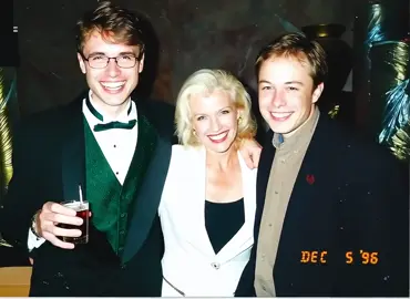 Memories of the 1996 zip2 holiday party in San Francisco with kimbal and Elon musk comes alive 🎉🎉 #AwomanmakesAplan #viralditiktok 