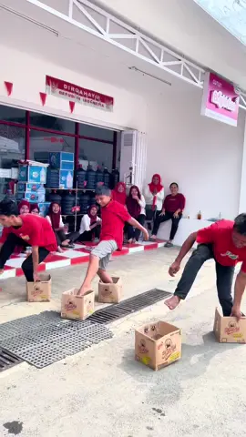Lomba Agustusan di toko 🤣 #sembako #tokosembako 