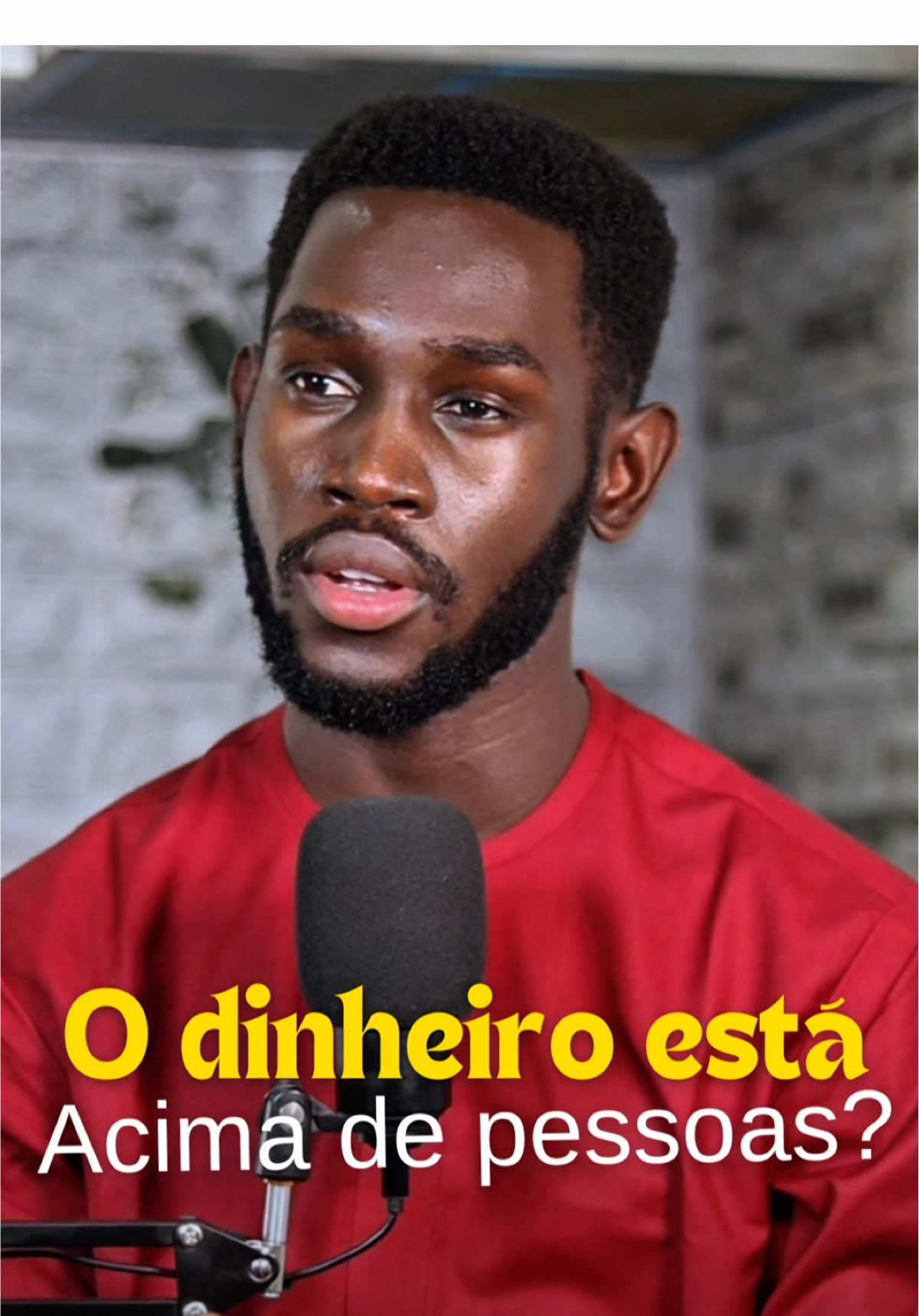 Seu dinheiro compraria cuidado... ou apenas uma cama de hospital? Até onde vale trocar pessoas por lucros? Comenta aí! O dinheiro compra conforto, mas não afeto. Quem valoriza mais cifras que conexões, corre o risco de morrer rico... e sozinho.