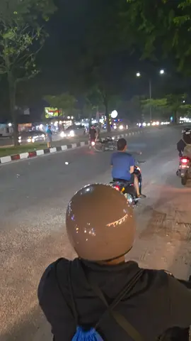 motor bucin bikin macet #jalanan #tragedi #macet #trending #viral 