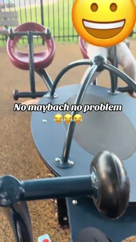 No maybach no problem 😂😭 #maybach #car #naybachmusic #funny #rickross 