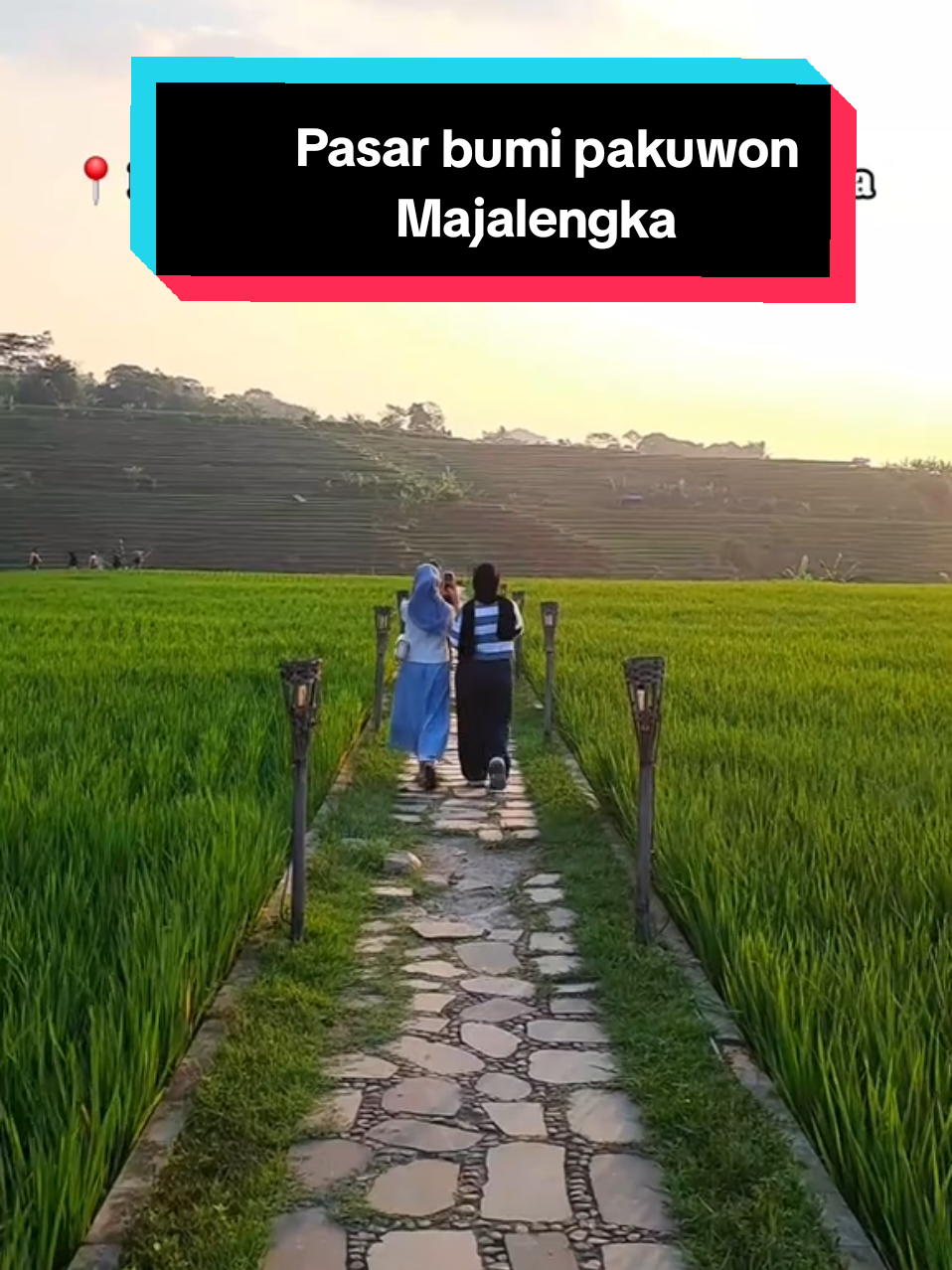 Ada yang pernah ke acara pasar bumi pakuwon di Majalengka??? Asli gaes,acara seru dan unik banget, selain itu juga ada pertunjukan seni dan budaya.. Informasi lengkapnya bisa kalian simak sampai akhir videonya ya.. #visitbantaragung #pasarbumipakuwon #wisatamajalengka #majalengka #exploremajalengka 
