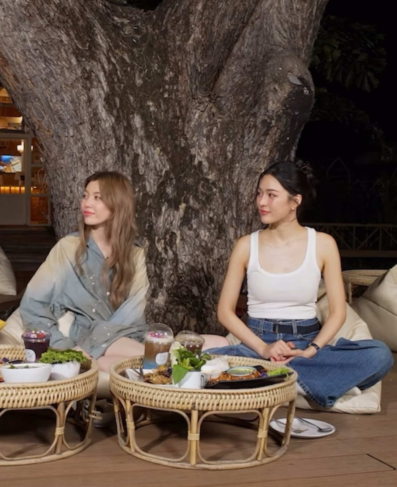 #LingOrm #หลิงออม #LingLingKwong #Ormkornnaphat #เมาท์อยู่กับปากอยากอยู่กับคิ้ม
