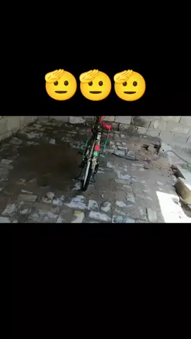 تحياتي لعيون اهل البايسكلات  اطبعوا لي الوحش