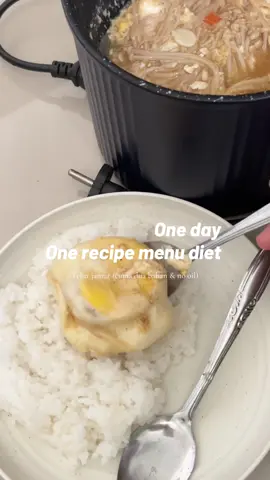 One day, one recipe menu diet 🍲 gampang banget cuma butuh dua bahan, simple, cocok buat anak kos yg lagi diet juga kyk aku 😋 #RealDietJourney #dietjourney #onedayonerecipe #menudietsimple 