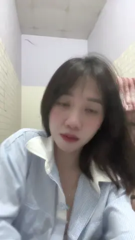 Hơi mờ 😤 ( coi hông coá phán xét) 