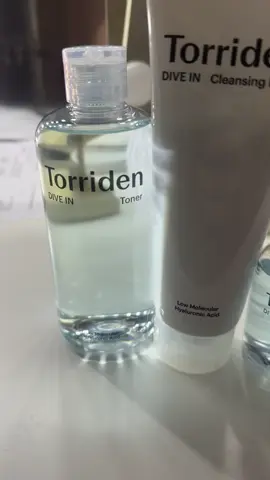 Who dosent like Korean skincare ? Me I Loveee it and this line that gives you hydrated glowy glass skin 🙌 #skin #glassskin #fyp 