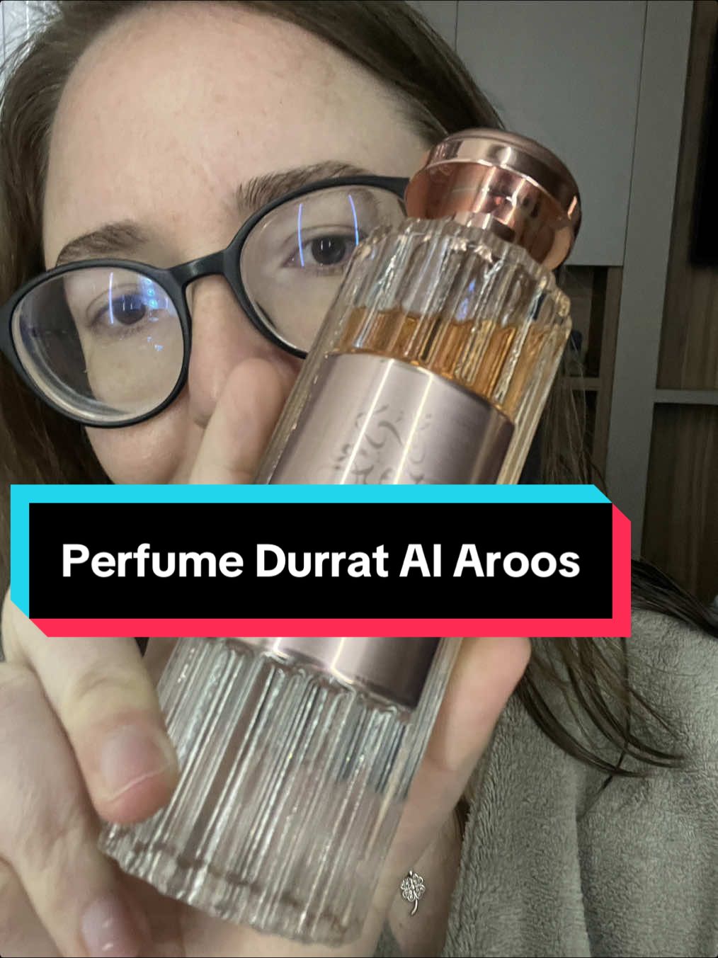 Perfume Durrat Al Aroos da Al Wataniah #perfumearabe #perfumetok #perfumaria #perfumetiktokshop #fyp 
