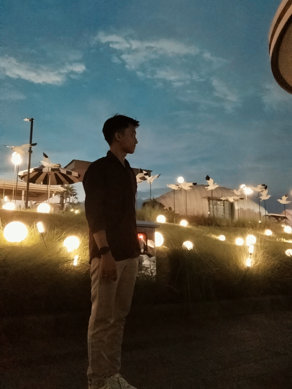 semua berakhir di sini👋🏻 #fypp #viraltiktok #jakarta #sadvibes 